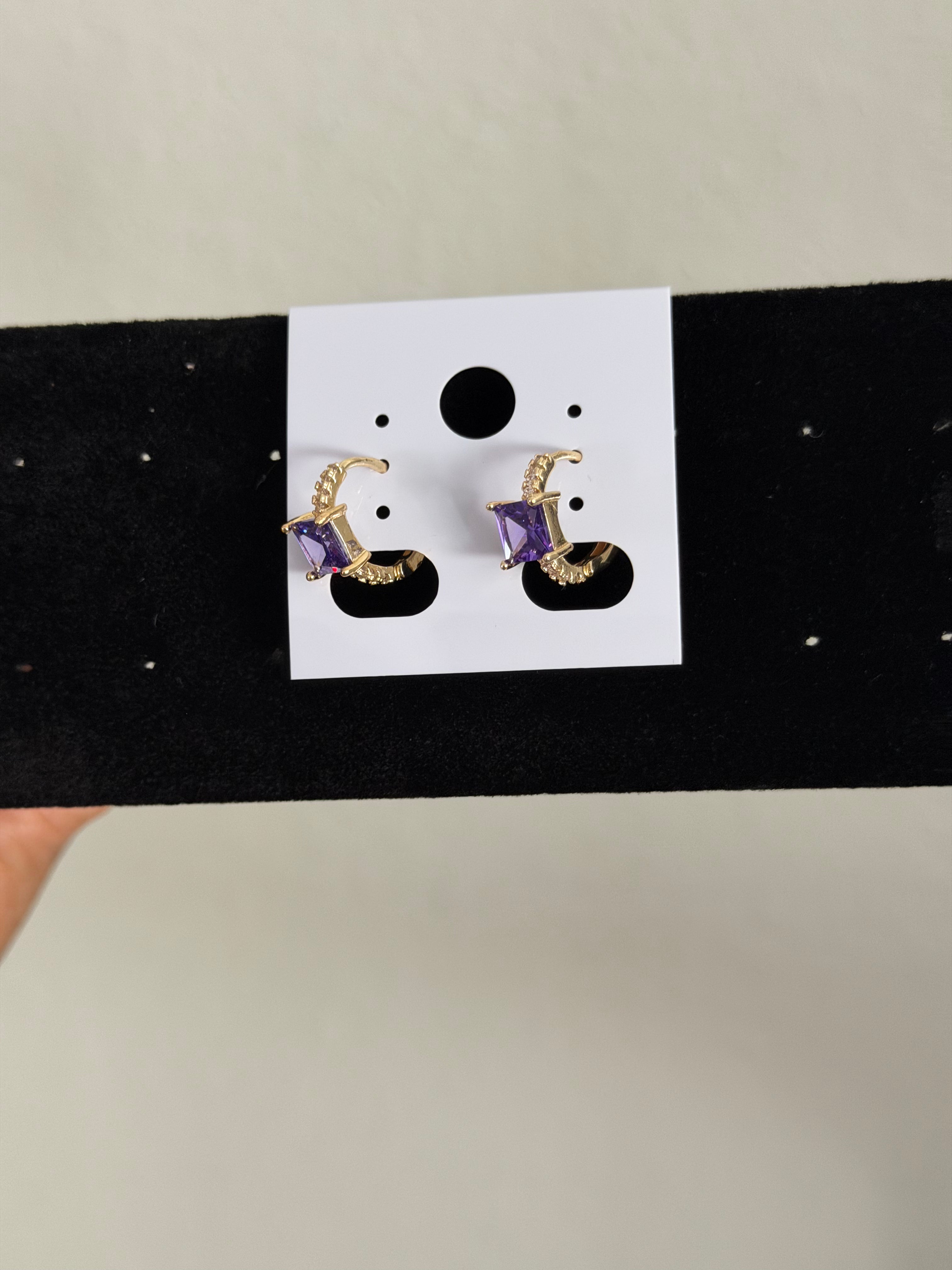 GEMSTONE NOSE RINGS