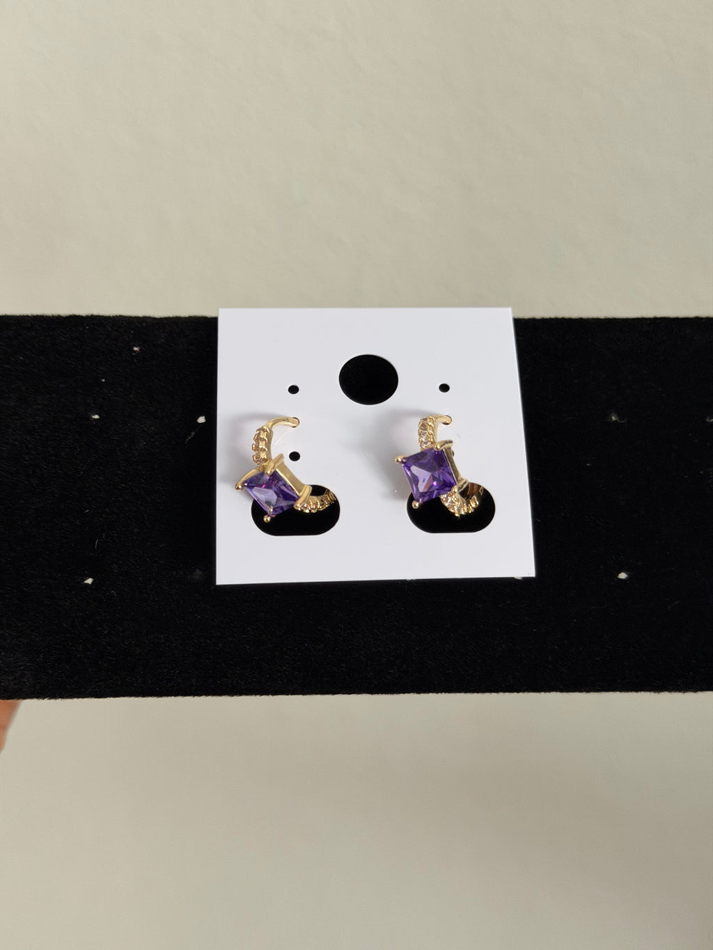 GEMSTONE NOSE RINGS
